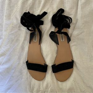 STEVE MADDEN Black Lace Up Sandals